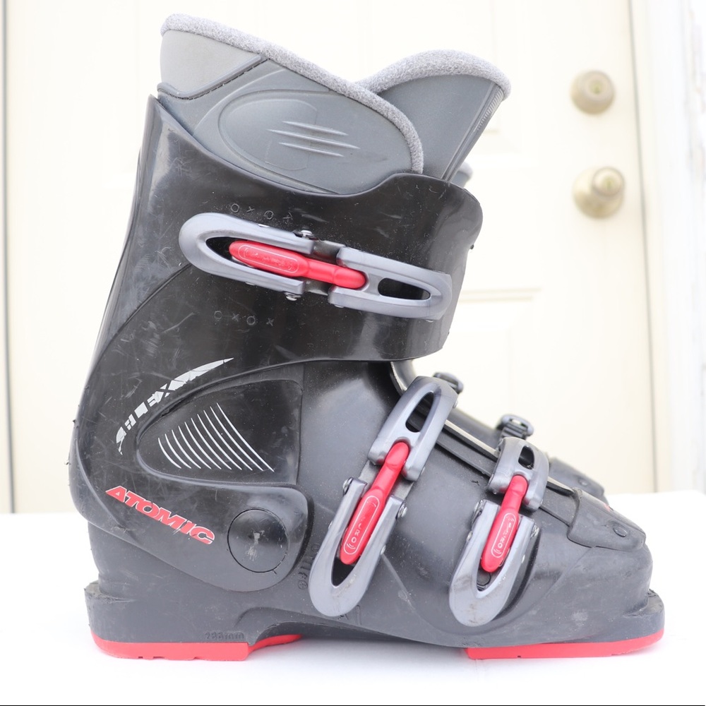 Atomic Junior Flex Ski Boots size 24.5